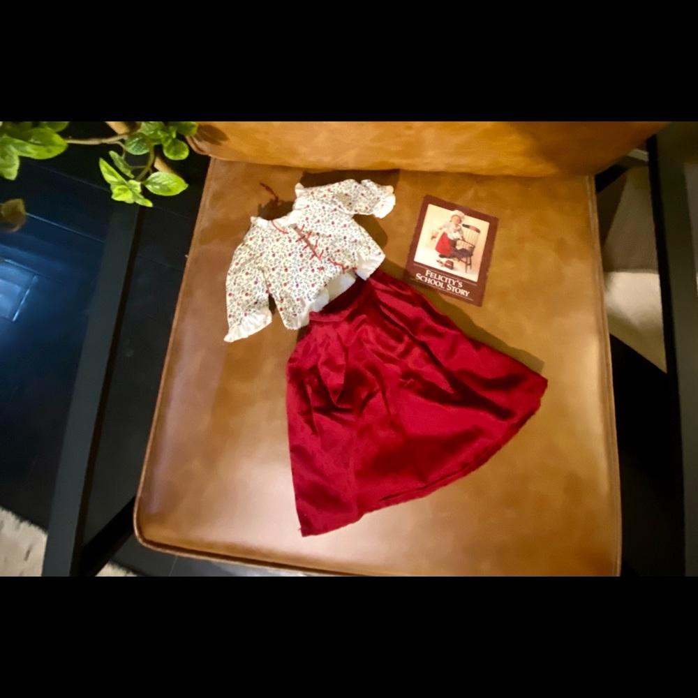 RETIRED American girl felicity school outfit